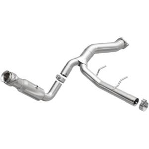 MagnaFlow Exhaust Products OEM Grade Direct-Fit Catalytic Converter 21-521