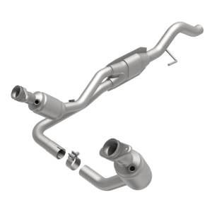 MagnaFlow Exhaust Products - MagnaFlow Exhaust Products California Direct-Fit Catalytic Converter 447244 - Image 3