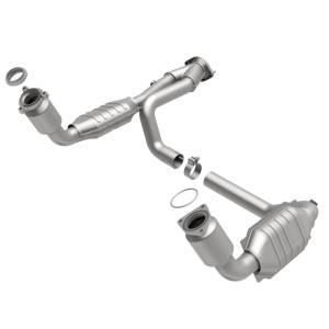 MagnaFlow Exhaust Products - MagnaFlow Exhaust Products California Direct-Fit Catalytic Converter 458062 - Image 2