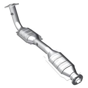 MagnaFlow Exhaust Products - MagnaFlow Exhaust Products OEM Grade Direct-Fit Catalytic Converter 49630 - Image 1