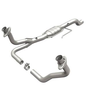 MagnaFlow Exhaust Products - MagnaFlow Exhaust Products HM Grade Direct-Fit Catalytic Converter 24437 - Image 1