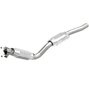 MagnaFlow Exhaust Products - MagnaFlow Exhaust Products OEM Grade Direct-Fit Catalytic Converter 49669 - Image 1