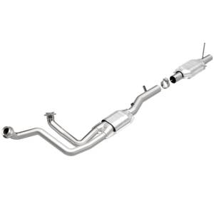 MagnaFlow Exhaust Products - MagnaFlow Exhaust Products California Direct-Fit Catalytic Converter 447245 - Image 1