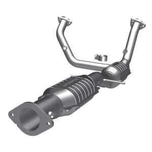 MagnaFlow Exhaust Products - MagnaFlow Exhaust Products HM Grade Direct-Fit Catalytic Converter 24767 - Image 2