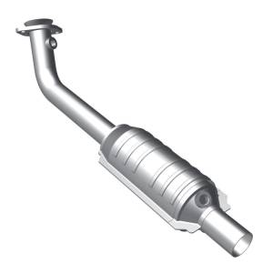 MagnaFlow Exhaust Products - MagnaFlow Exhaust Products OEM Grade Direct-Fit Catalytic Converter 49571 - Image 1