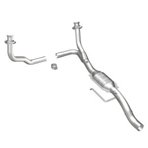 MagnaFlow Exhaust Products - MagnaFlow Exhaust Products OEM Grade Direct-Fit Catalytic Converter 49600 - Image 1