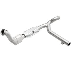 MagnaFlow Exhaust Products OEM Grade Direct-Fit Catalytic Converter 51116