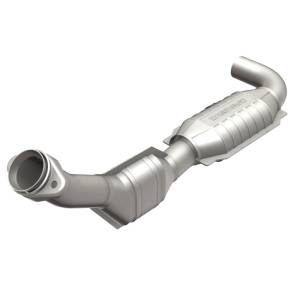 MagnaFlow Exhaust Products OEM Grade Direct-Fit Catalytic Converter 51227