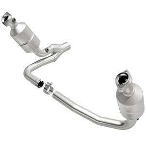 MagnaFlow Exhaust Products HM Grade Direct-Fit Catalytic Converter 93610