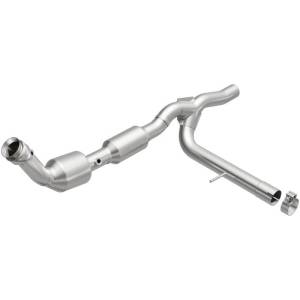 MagnaFlow Exhaust Products - MagnaFlow Exhaust Products California Direct-Fit Catalytic Converter 5481744 - Image 1