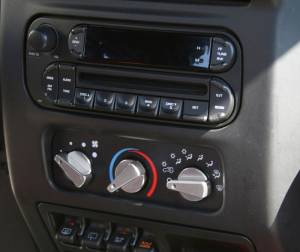 Rugged Ridge - Rugged Ridge Dash Knob Kit, Climate Control, 3 Piece, Aluminum, Blue; 99-06 TJ 11420.03 - Image 4