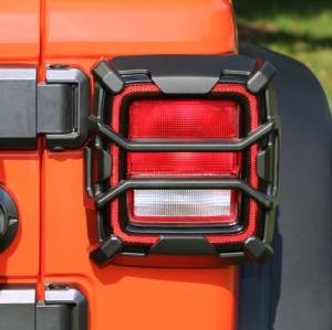 Rugged Ridge - Rugged Ridge Elite Tail Light Guard, Conventional Light; 18-21 Jeep Wrangler JL/JLU 11226.13 - Image 3