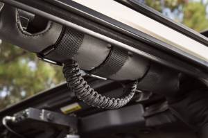 Rugged Ridge - Rugged Ridge Grab Handle Kit, Paracord, Black/Black; 55-21 Jeep CJ/Wrangler/Gladiator 13505.30 - Image 3