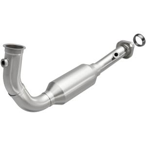 MagnaFlow Exhaust Products California Direct-Fit Catalytic Converter 5451583