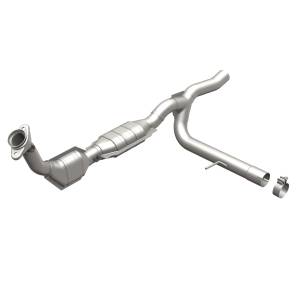 MagnaFlow Exhaust Products HM Grade Direct-Fit Catalytic Converter 24090