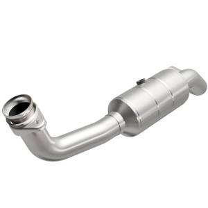 MagnaFlow Exhaust Products OEM Grade Direct-Fit Catalytic Converter 49694