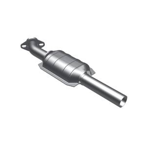 MagnaFlow Exhaust Products Standard Grade Direct-Fit Catalytic Converter 23369