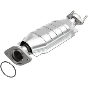 MagnaFlow Exhaust Products OEM Grade Direct-Fit Catalytic Converter 49978