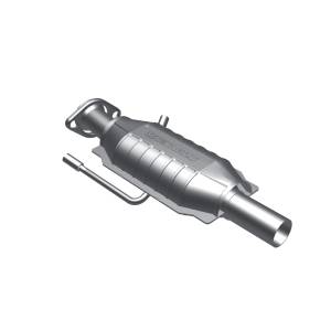 MagnaFlow Exhaust Products Standard Grade Direct-Fit Catalytic Converter 23349