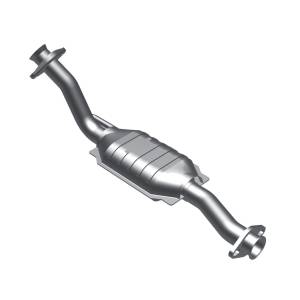 MagnaFlow Exhaust Products Standard Grade Direct-Fit Catalytic Converter 93368