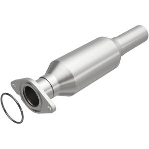 MagnaFlow Exhaust Products OEM Grade Direct-Fit Catalytic Converter 52469