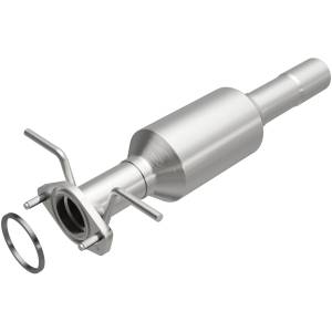 MagnaFlow Exhaust Products California Direct-Fit Catalytic Converter 5571196