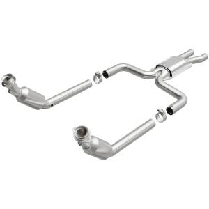 MagnaFlow Exhaust Products California Direct-Fit Catalytic Converter 4561082
