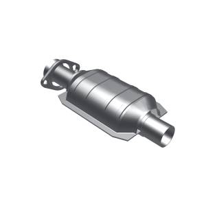 MagnaFlow Exhaust Products Standard Grade Direct-Fit Catalytic Converter 23350