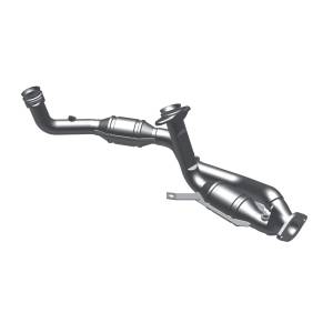 MagnaFlow Exhaust Products HM Grade Direct-Fit Catalytic Converter 23533