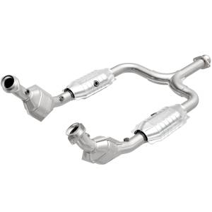 MagnaFlow Exhaust Products California Direct-Fit Catalytic Converter 441110