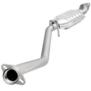 MagnaFlow Exhaust Products Standard Grade Direct-Fit Catalytic Converter 93340