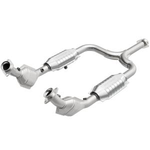 MagnaFlow Exhaust Products California Direct-Fit Catalytic Converter 454007