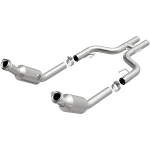 MagnaFlow Exhaust Products HM Grade Direct-Fit Catalytic Converter 24151