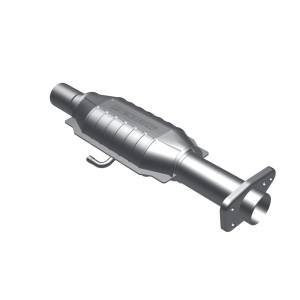 MagnaFlow Exhaust Products Standard Grade Direct-Fit Catalytic Converter 23447