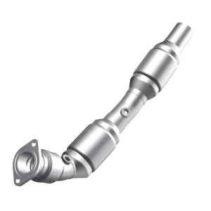 MagnaFlow Exhaust Products OEM Grade Direct-Fit Catalytic Converter 49939