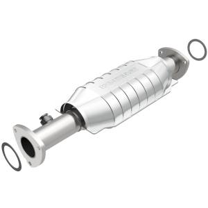 MagnaFlow Exhaust Products HM Grade Direct-Fit Catalytic Converter 23499