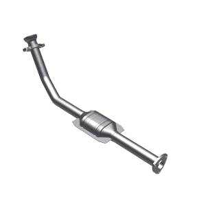 MagnaFlow Exhaust Products Standard Grade Direct-Fit Catalytic Converter 23426