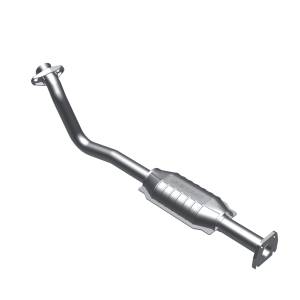 MagnaFlow Exhaust Products Standard Grade Direct-Fit Catalytic Converter 23421