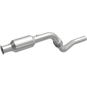 MagnaFlow Exhaust Products California Direct-Fit Catalytic Converter 4481760