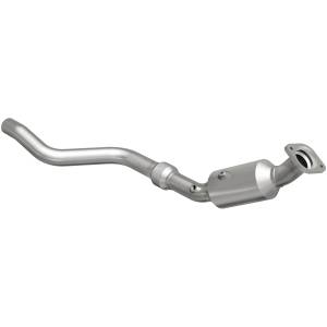 MagnaFlow Exhaust Products California Direct-Fit Catalytic Converter 5561243