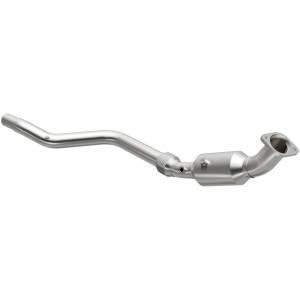 MagnaFlow Exhaust Products California Direct-Fit Catalytic Converter 5561140