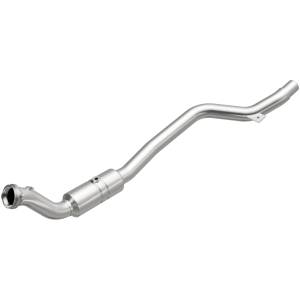 MagnaFlow Exhaust Products OEM Grade Direct-Fit Catalytic Converter 52100