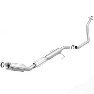 MagnaFlow Exhaust Products OEM Grade Direct-Fit Catalytic Converter 51496