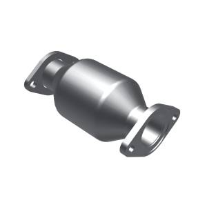 MagnaFlow Exhaust Products Standard Grade Direct-Fit Catalytic Converter 23656