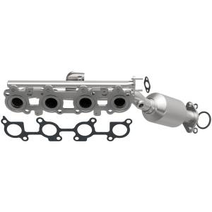 MagnaFlow Exhaust Products California Manifold Catalytic Converter 5582217