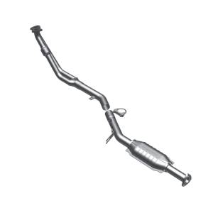 MagnaFlow Exhaust Products Standard Grade Direct-Fit Catalytic Converter 23553