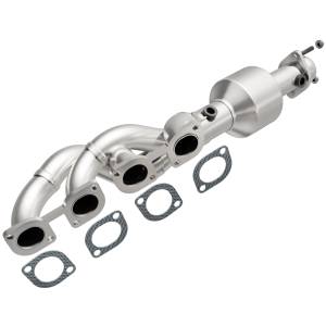 MagnaFlow Exhaust Products California Manifold Catalytic Converter 452790