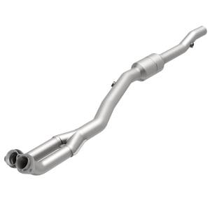 MagnaFlow Exhaust Products HM Grade Direct-Fit Catalytic Converter 24130
