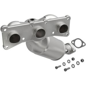 MagnaFlow Exhaust Products California Manifold Catalytic Converter 5531763