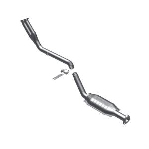 MagnaFlow Exhaust Products Standard Grade Direct-Fit Catalytic Converter 23551